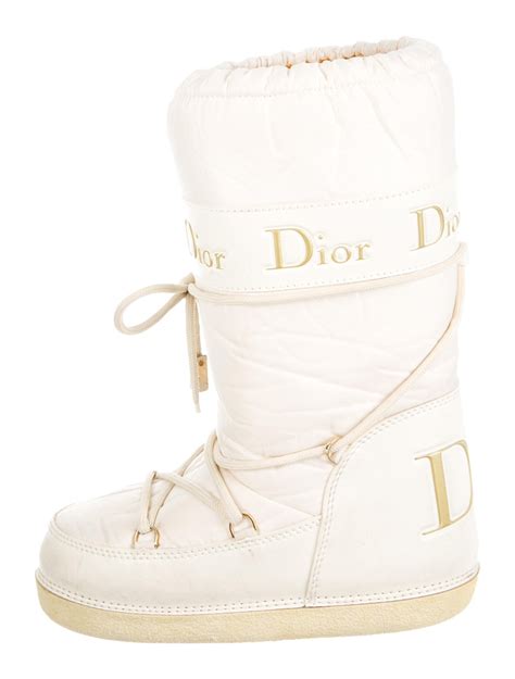 dior moon boots women|Dior moonboots.